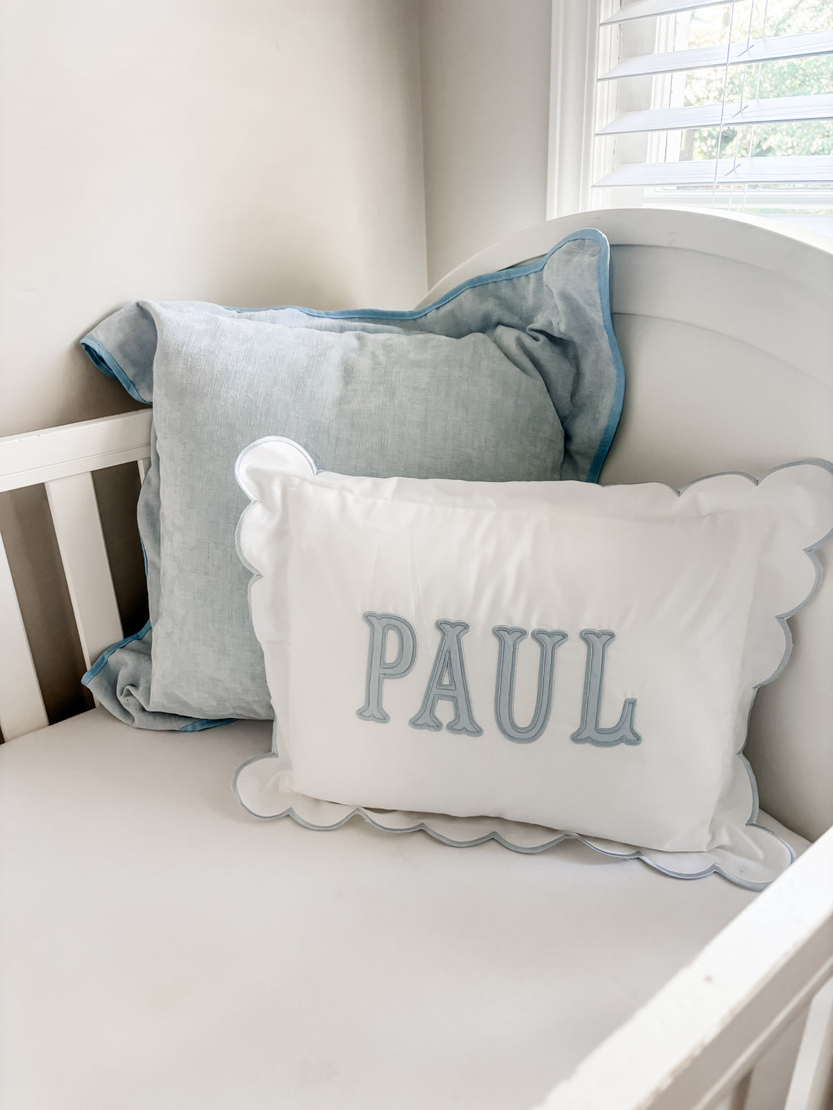 Scalloped Edge Pillowcase